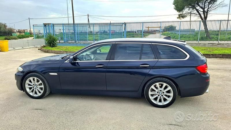 Usata BMW 525 2012 Blu Station wagon