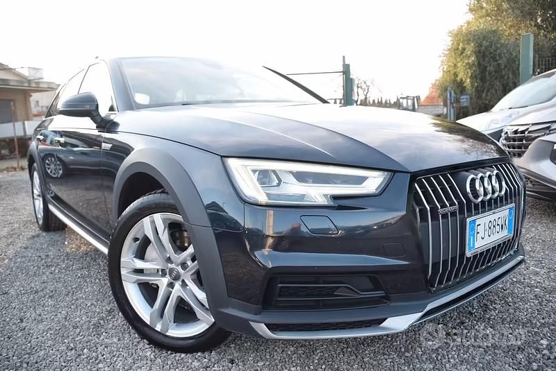 Usata Audi A4 Allroad Ambiente 190 CV (139 kW) 2017 Blu/azzurro Station wagon