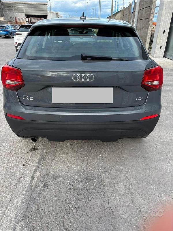 Usata Audi Q2 Business 116 CV (85 kW) 2018 Grigio SUV