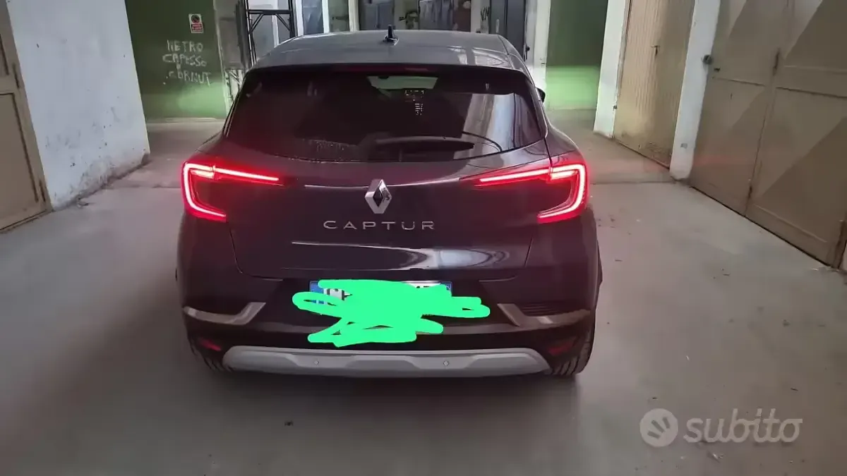 Usata Renault Captur Intens 100 CV (73 kW) 2021 SUV