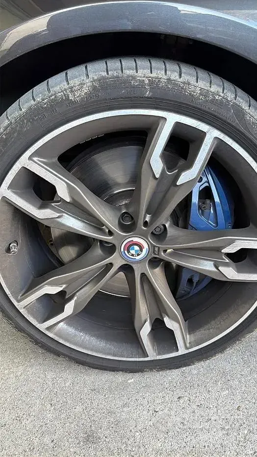 Usata BMW M550 400 CV (294 kW) 2022 Grigio Berlina