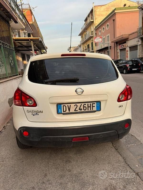 Usata Nissan Qashqai 110 CV (80 kW) 2009 Bianco SUV