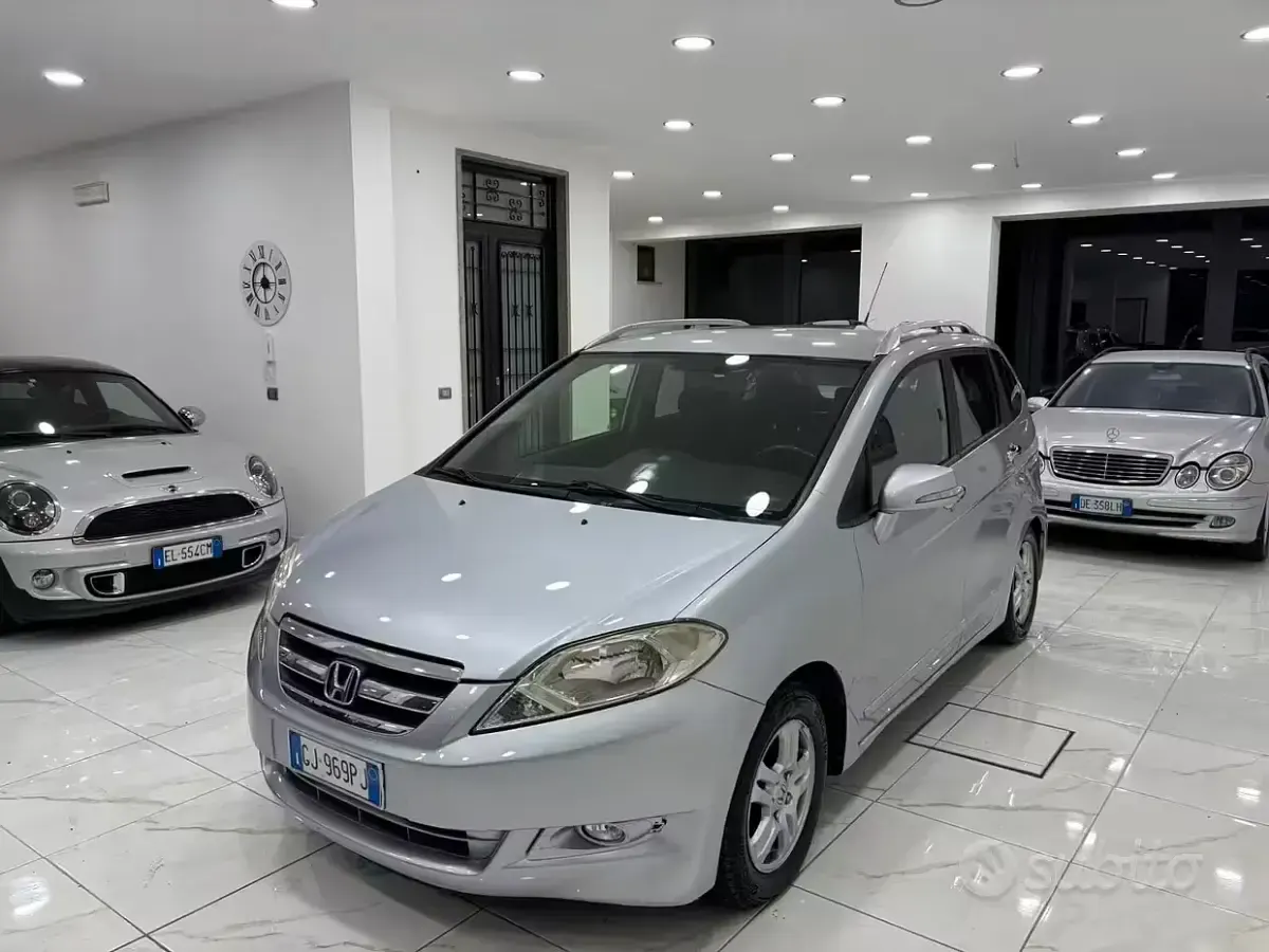 Usata Honda FR-V 125 CV (91 kW) 2005 Grigio Monovolume