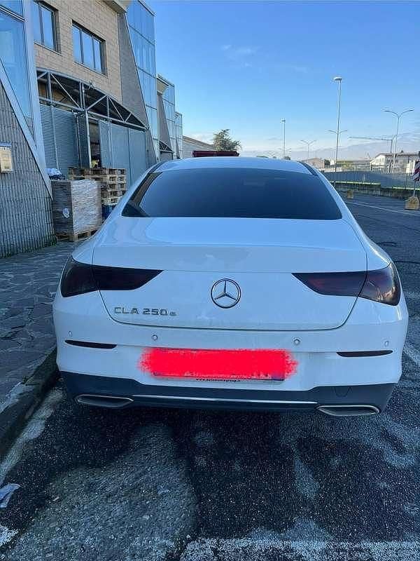 Usata Mercedes CLA250e Premium 160 CV (117 kW) 2021 Berlina