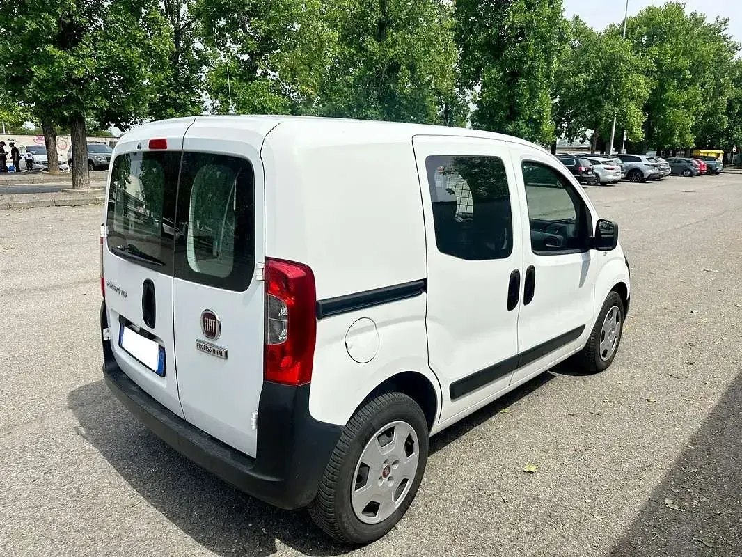 Usata Fiat Fiorino 95 CV (69 kW) 2021 Monovolume