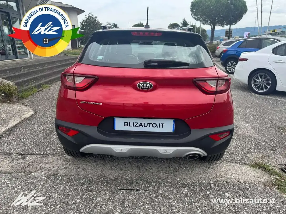 Usata Kia Stonic Urban 101 CV (74 kW) 2019 Rosso SUV