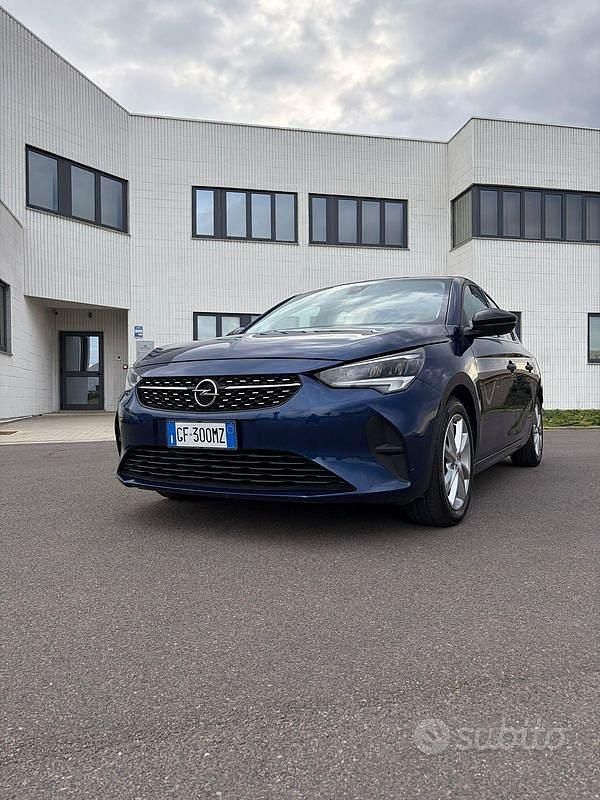 Usata Opel Corsa Elegance 101 CV (74 kW) 2021 Blu Utilitaria