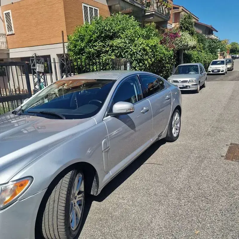 Usata Jaguar XF Premium Luxury 207 CV (152 kW) 2009 Berlina