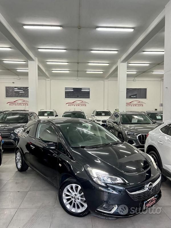 Usata Opel Corsa 70 CV (51 kW) 2016 Nero Coupé