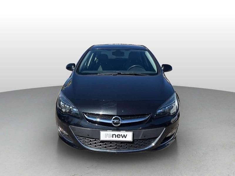 Usata Opel Astra Cosmo 140 CV (102 kW) 2015 Nero Berlina