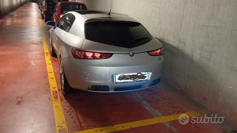 Usata Alfa Romeo Brera 185 CV (136 kW) 2006 Grigio Coupé