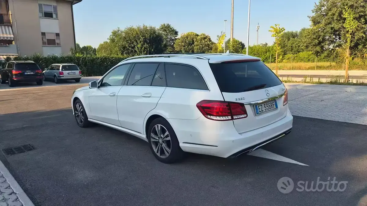 Usata Mercedes E250 204 CV (150 kW) 2015 Bianco Station wagon