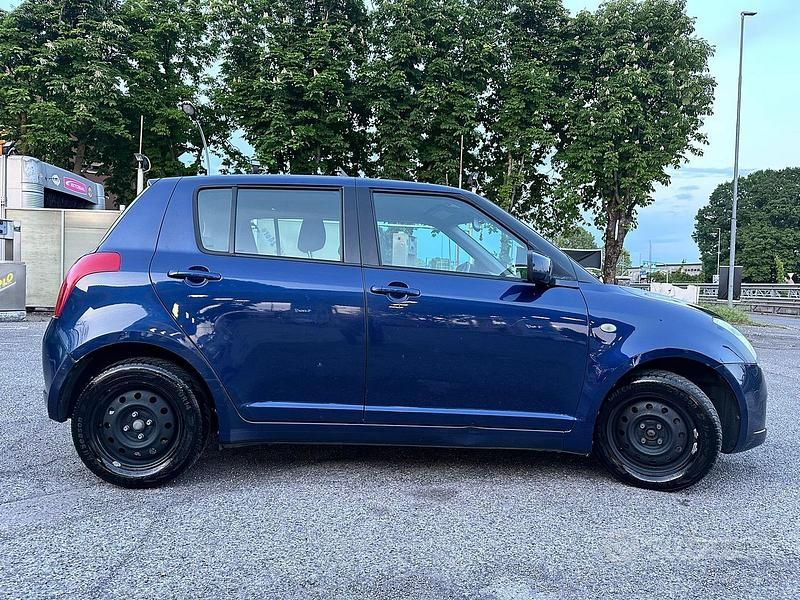 Usata Suzuki Swift GL 92 CV (67 kW) 2005 Utilitaria