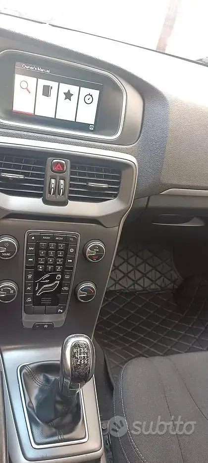Usata Volvo V40 115 CV (84 kW) 2015 Berlina