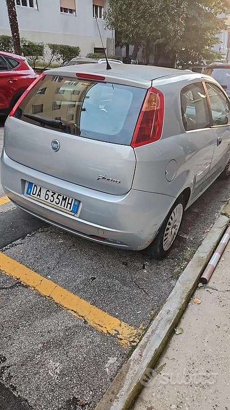 Usata Fiat Grande Punto 65 CV (47 kW) 2006 Utilitaria