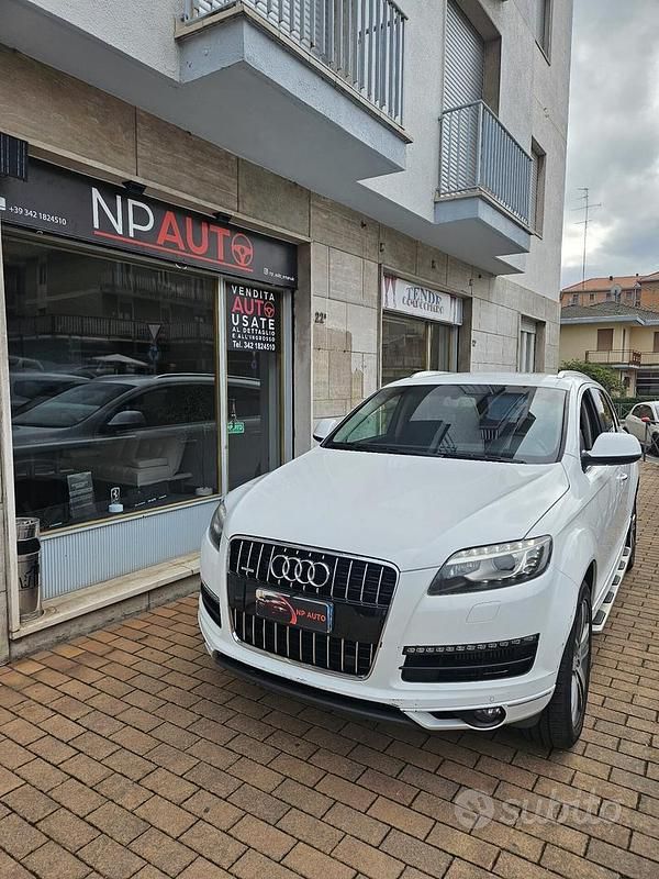 Bianco Usata 2009 Audi Q7 Advanced Plus SUV | 9499 € (Buon prezzo) - Immagine 1/4