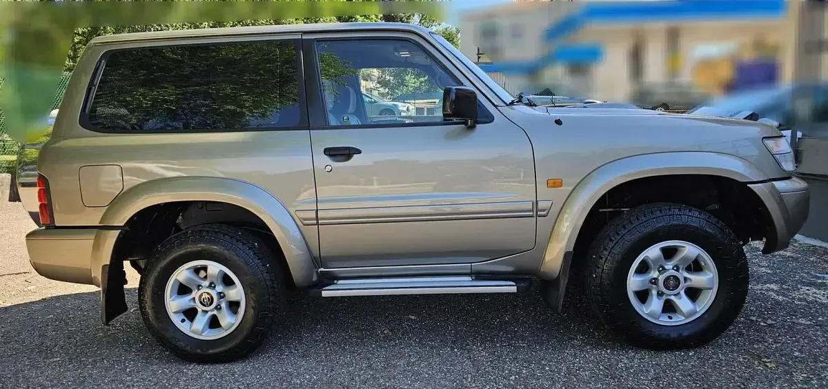 Usata Nissan Patrol 158 CV (116 kW) 2000 Argento SUV