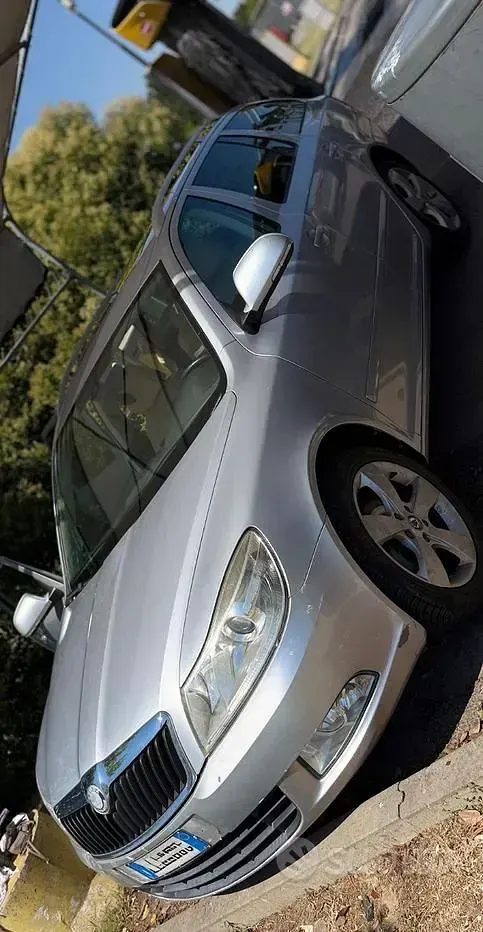 Usata Skoda Octavia Elegance 140 CV (102 kW) 2010 Grigio Station wagon