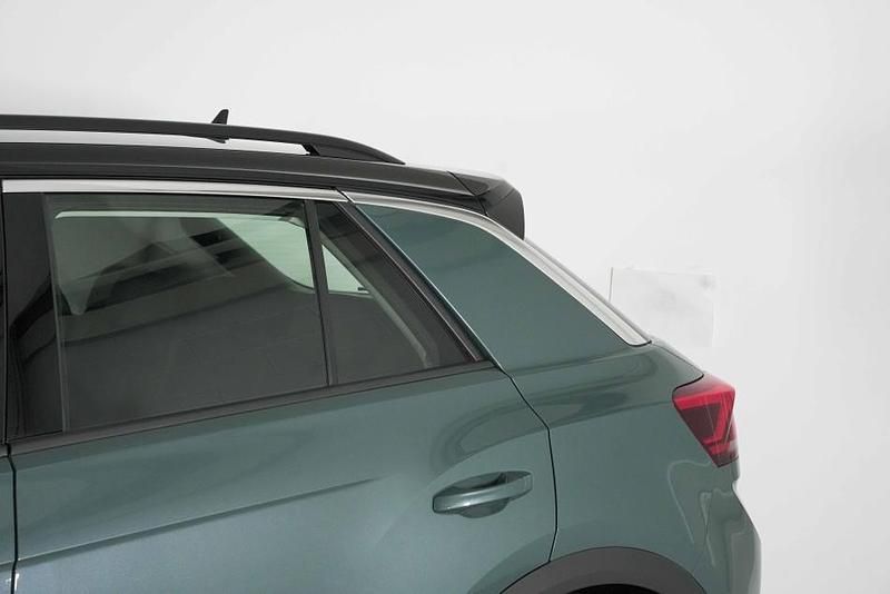 Begagnad VW T-Roc Life 150 HK (110 kW) 2025 SUV