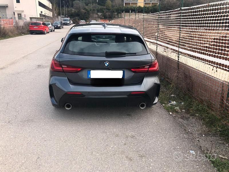 Usata BMW 118 M Sport 150 CV (110 kW) 2021 Grigio Utilitaria
