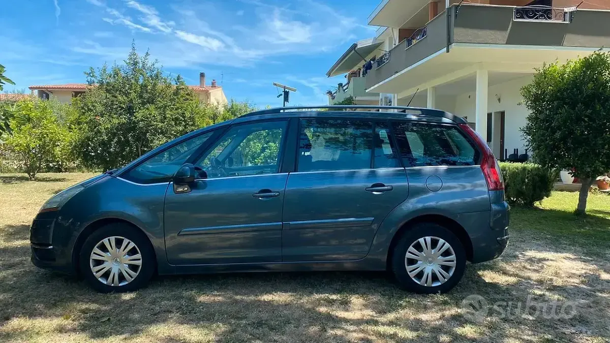 Usata Citroën Grand C4 Picasso 109 CV (80 kW) 2010 Grigio Monovolume