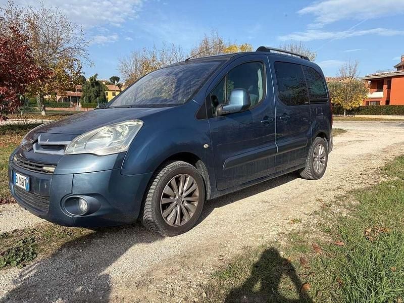 Usata Citroën Berlingo 110 CV (80 kW) 2010 Blu/azzurro Monovolume