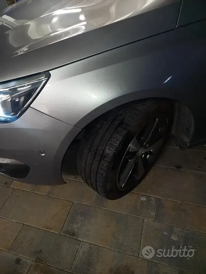 Usata Peugeot 308 SW 116 CV (85 kW) 2015 Grigio Station wagon