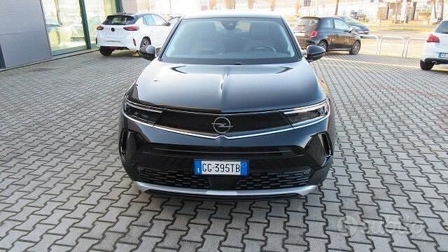 Usata Opel Mokka Elegance 110 CV (80 kW) 2022 Nero SUV