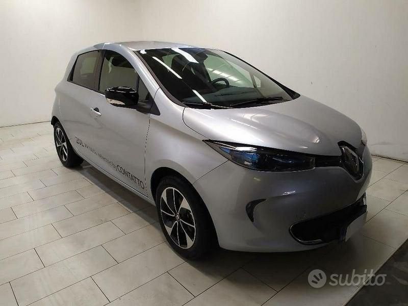 Usata Renault Zoe Intens 80 kW (109 CV) 2018 Argento Utilitaria