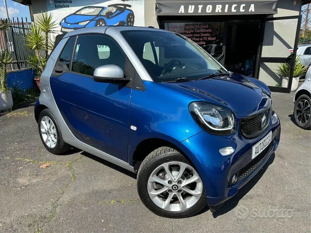 Usata Smart ForTwo Cabrio Passion 71 CV (52 kW) 2018 Blu Cabrio