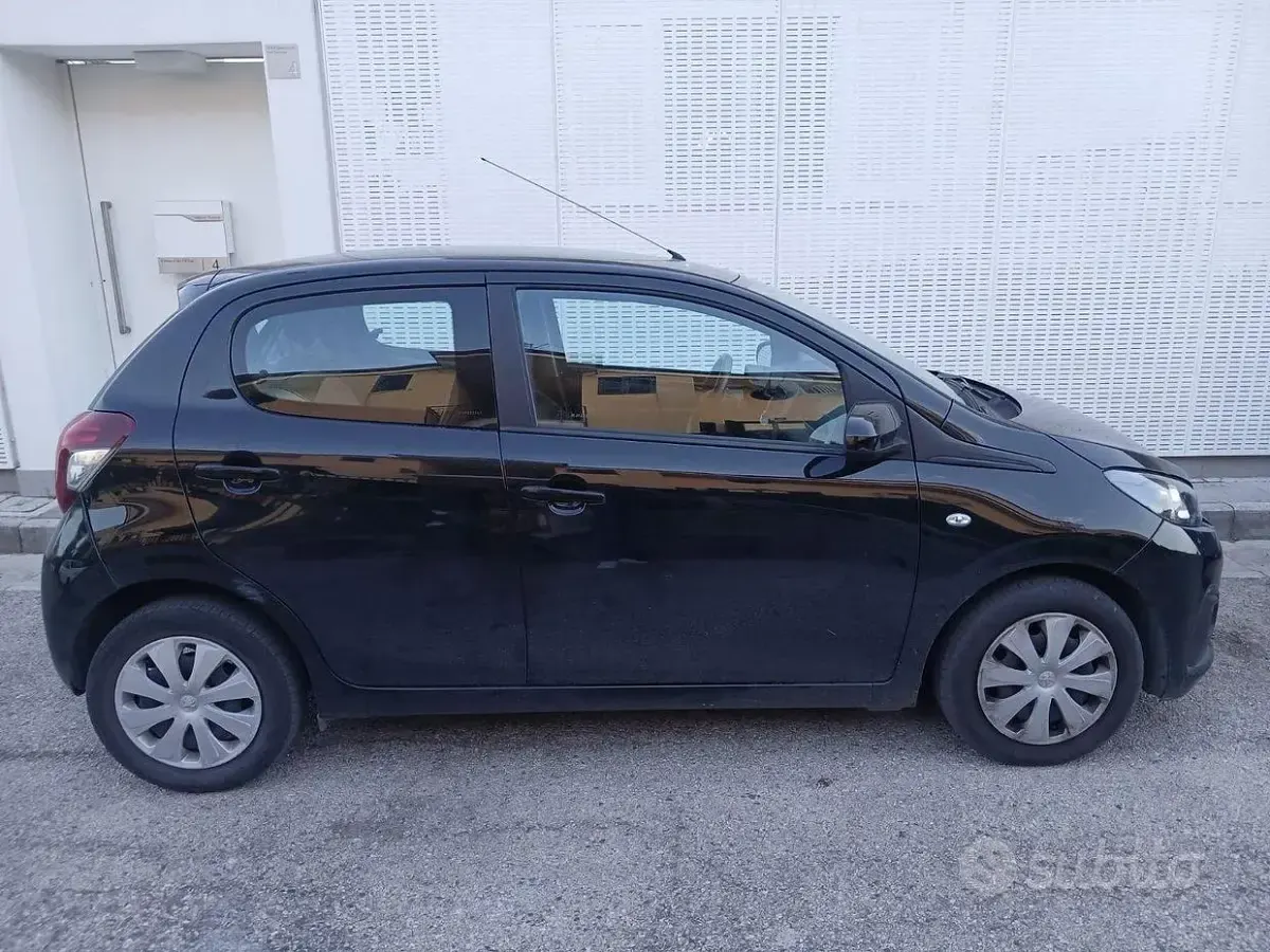 Usata Peugeot 108 72 CV (52 kW) 2019 Nero Berlina