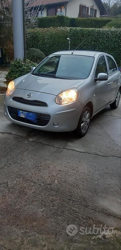 Usata Nissan Micra 80 CV (58 kW) 2013 Grigio Utilitaria