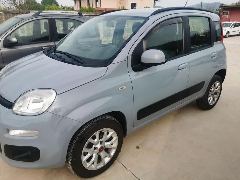 Usata Fiat Panda Lounge 85 CV (62 kW) 2017 Grigio Utilitaria