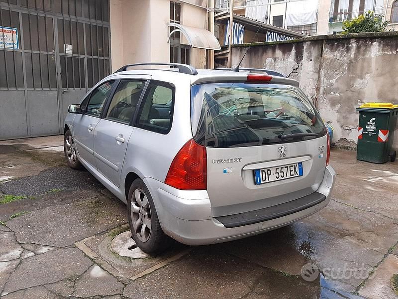 Usata Peugeot 307 109 CV (80 kW) 2008 Grigio Station wagon