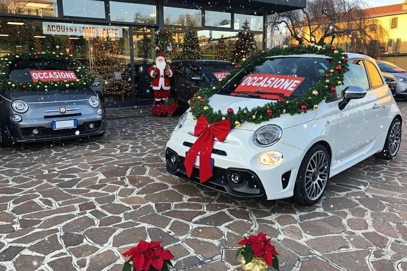 Bianco Usata 2023 Abarth 595 Turismo Due volumi | 21.600 € (Buon prezzo) - Immagine 1/4
