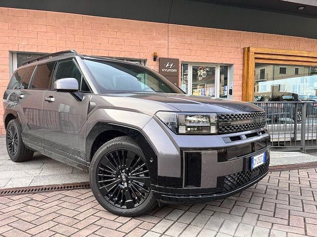 Nuova Hyundai Santa Fe 160 CV (117 kW) 2025 Grigio scuro SUV