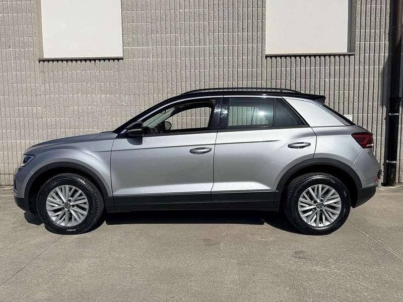 Usata VW T-Roc Style 150 CV (110 kW) 2023 Argento SUV