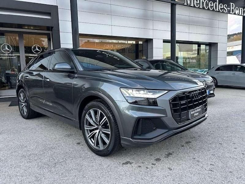 Nero Usata 2019 Audi Q8 S-Line SUV | 48.900 € (Buon prezzo) - Immagine 1/4