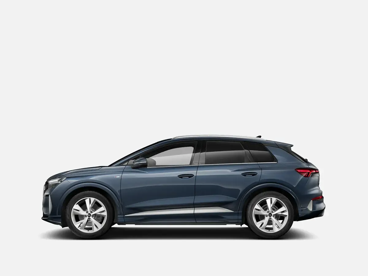 Nuova Audi Q4 e-tron S-Line 88 kW (121 CV) 2027 Blu plasma metallizzato SUV