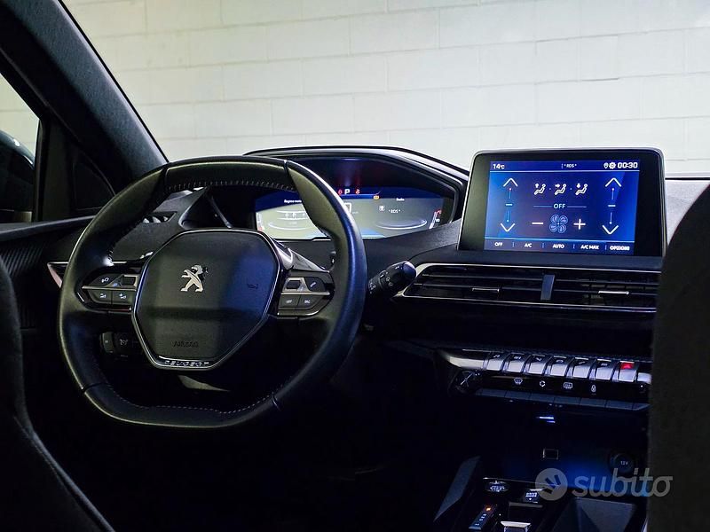 Usata Peugeot 3008 S 130 CV (95 kW) 2024 SUV