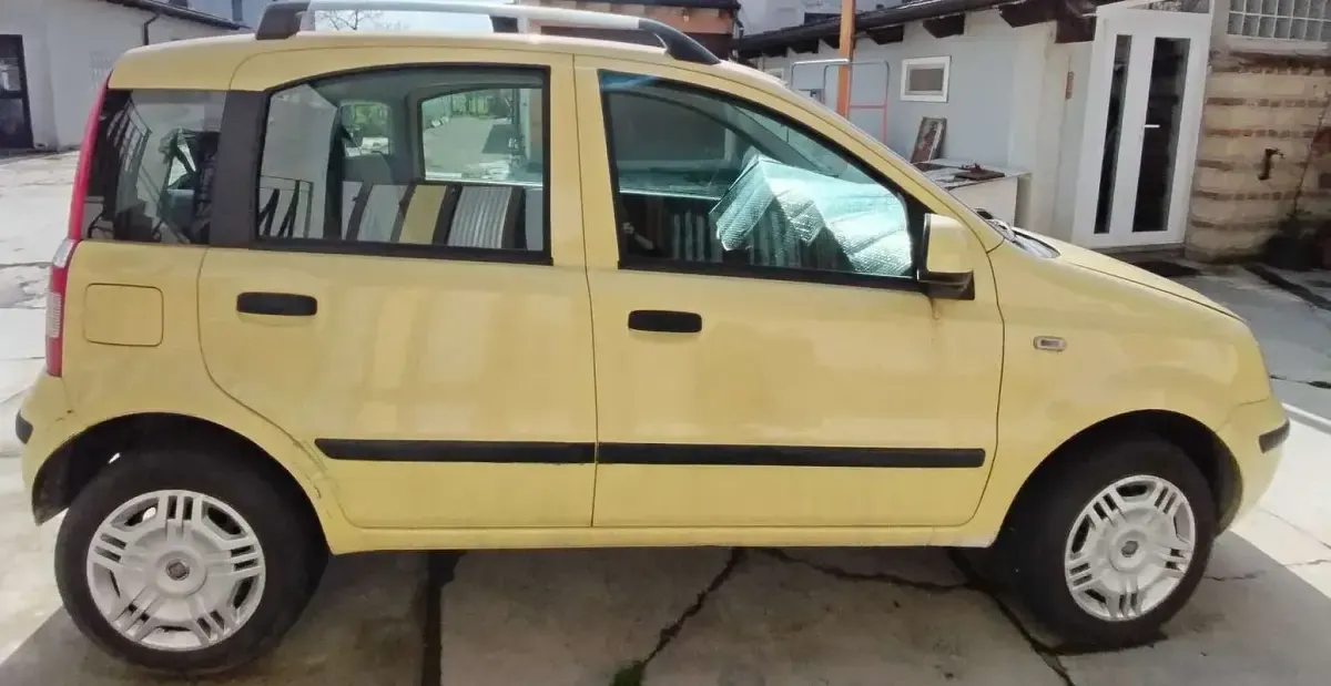 Usata Fiat Panda Dynamic 77 CV (56 kW) 2011 Giallo Utilitaria