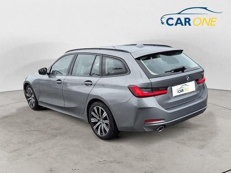 Usata BMW 318 150 CV (110 kW) 2023 Grigio Station wagon