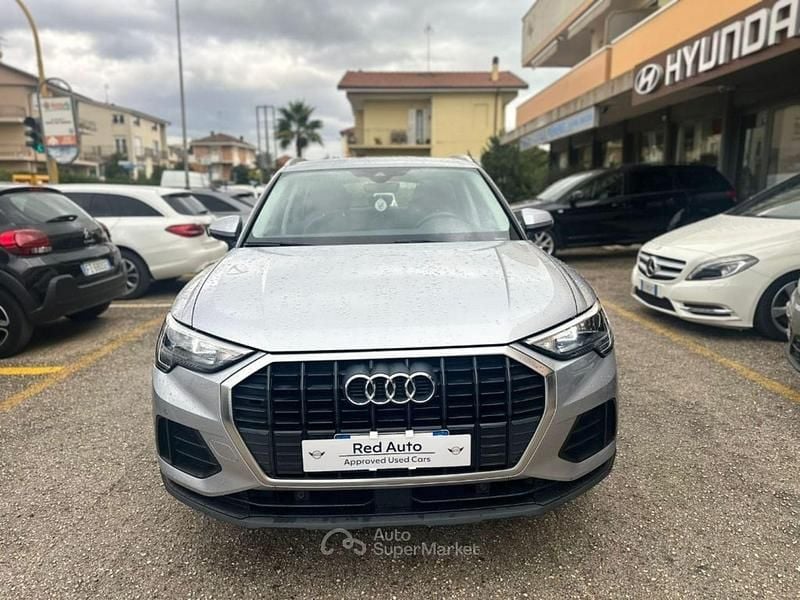 Grigio Usata 2021 Audi Q3 SUV | 21.900 € (Super prezzo) - Immagine 1/4