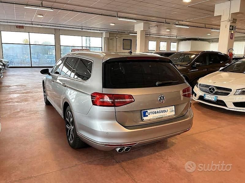 Usata VW Passat Executive 190 CV (139 kW) 2019 Grigio Station wagon