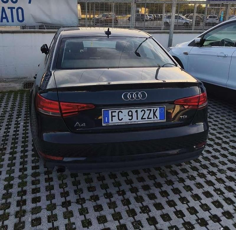 Usata Audi A4 Business 150 CV (110 kW) 2016 Berlina