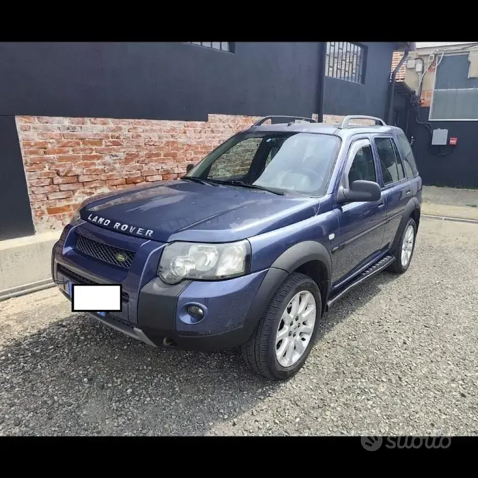 Usata Land Rover Freelander 109 CV (80 kW) 2005 Bluazzurro SUV