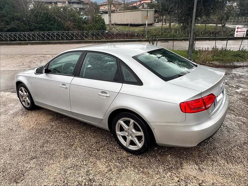 Usata Audi A4 140 CV (102 kW) 2010 Berlina