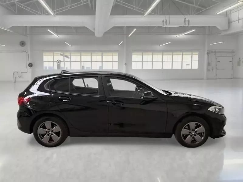 Usata BMW 118 Advantage 149 CV (109 kW) 2021 Utilitaria