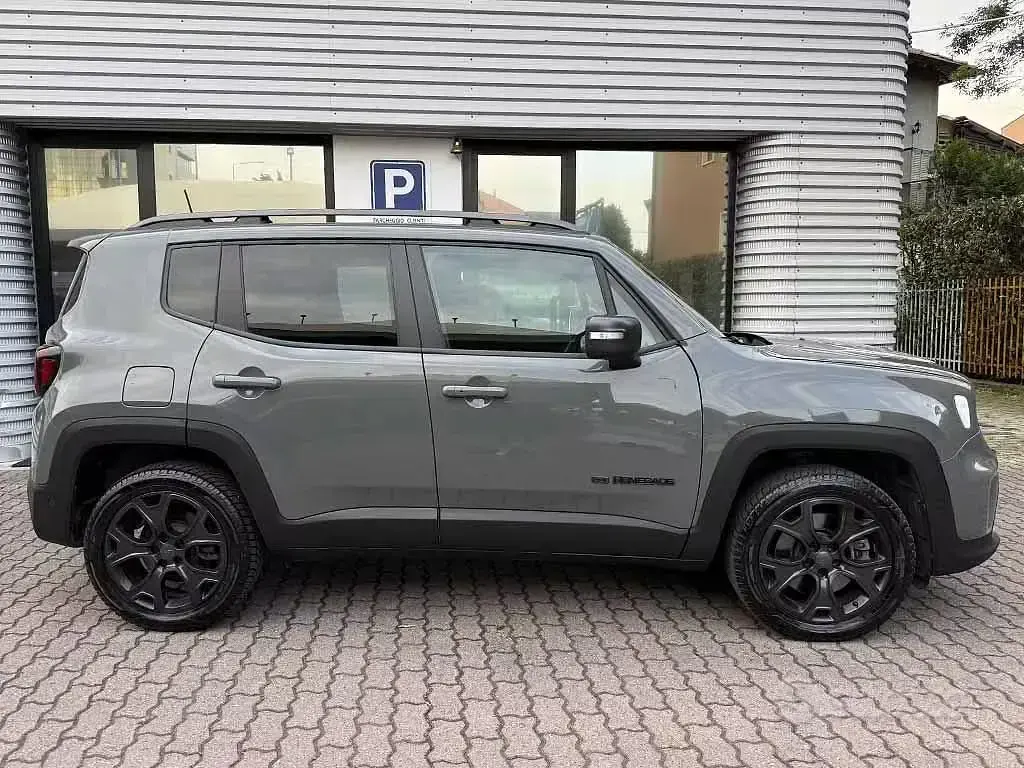 Usata Jeep Renegade 80th Anniversary 131 CV (96 kW) 2021 Grigio / pastello SUV