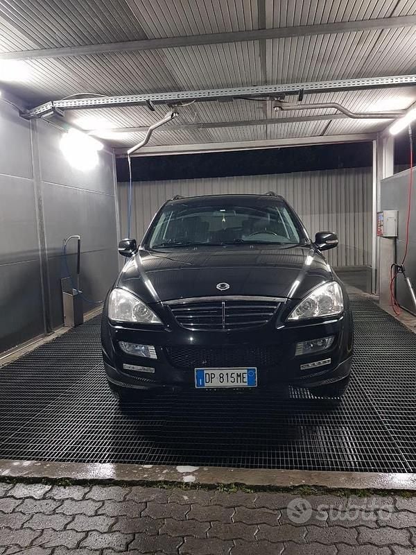 Usata Ssangyong (KGM) Kyron 141 CV (103 kW) 2008 Nero SUV